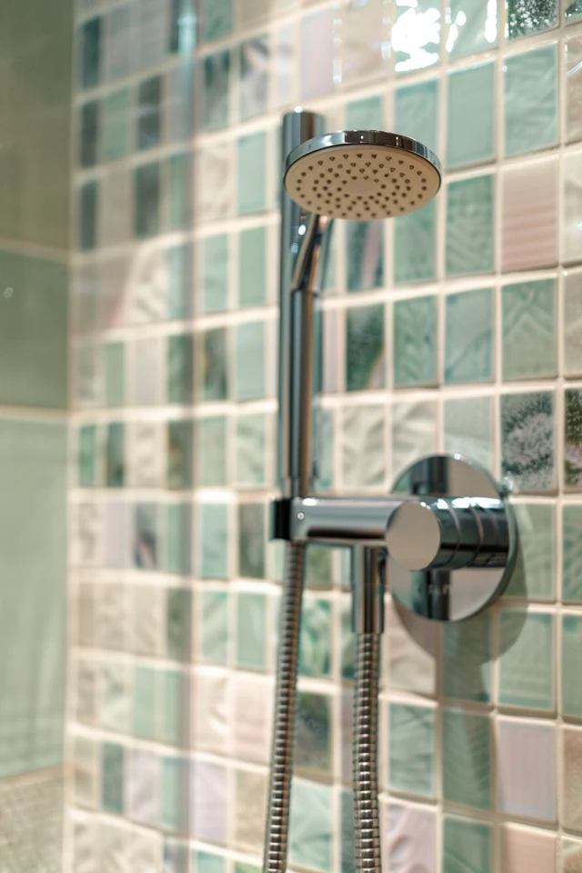 Advantages of Different Shower Floor Materials