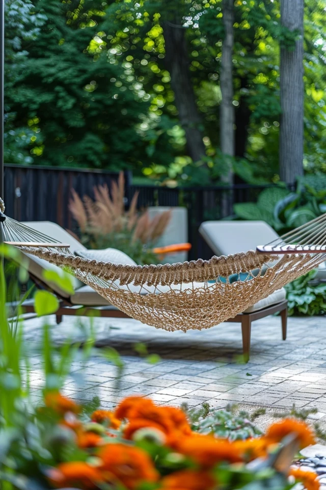 Blend Hammocks into Garden Design