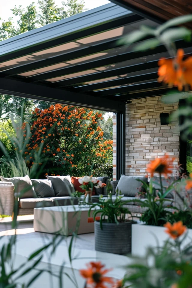 Retractable Patio Shade Ideas for Cozy Outdoors