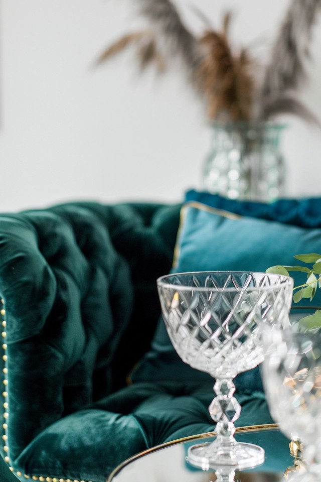 Glam Home Decor: Plush Velvet Furniture