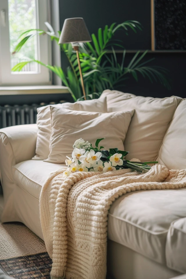 Cream Couch Living Room Ideas: My Cozy Chic Space