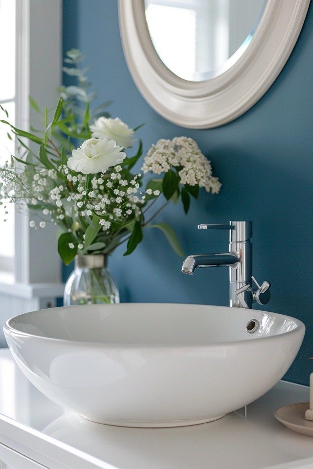 Nautical Bathroom Decor: Easy Coastal Touches