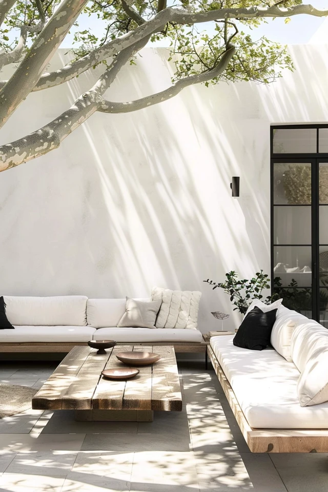 Minimalist Outdoor Spaces: Stylish Patios and Gardens