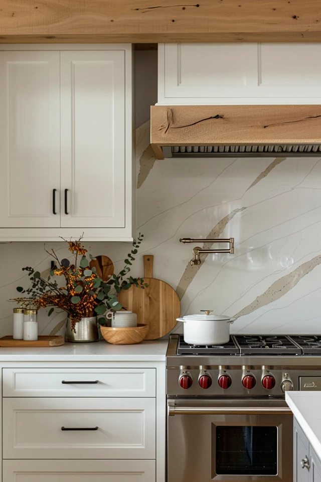Neutral and Modern Coastal Backsplash Ideas