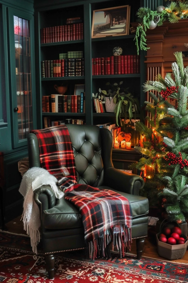 Ideas for Christmas Bookshelf Decor