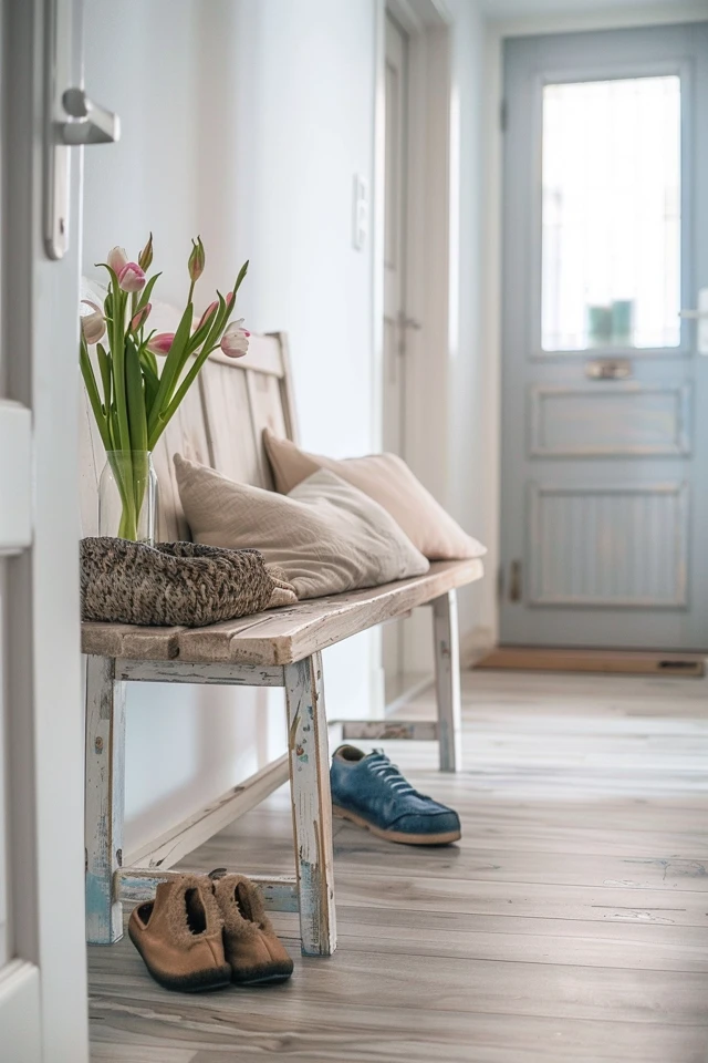 Styling Your Entryway with an Entryway Bench