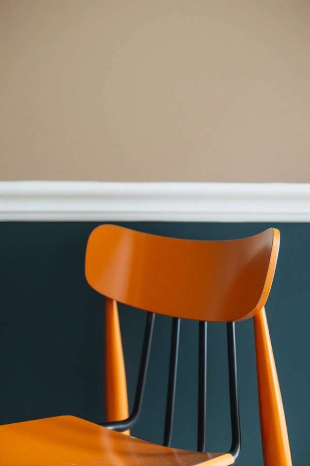 Creative Painting Chair Rail Ideas to Inspire