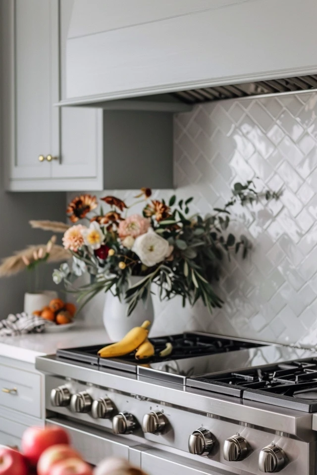 Chic Backsplash Ideas for Gray Cabinets in 2023