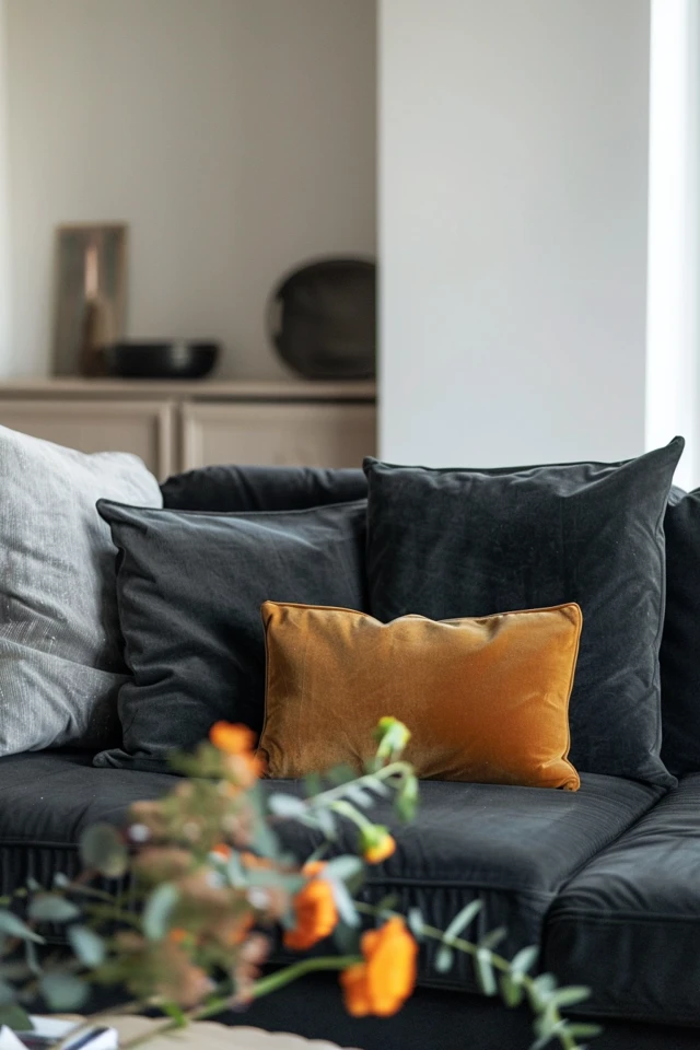 Black Sofa Decorating Ideas for Chic Interiors